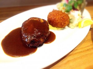 つむぎカニコロ